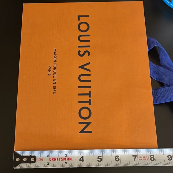 Authentic Louis Vuitton gift bag. New. See pictures for sizing. - Picture 3 of 9